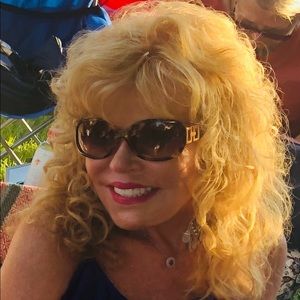 Meet your Posher, Pat